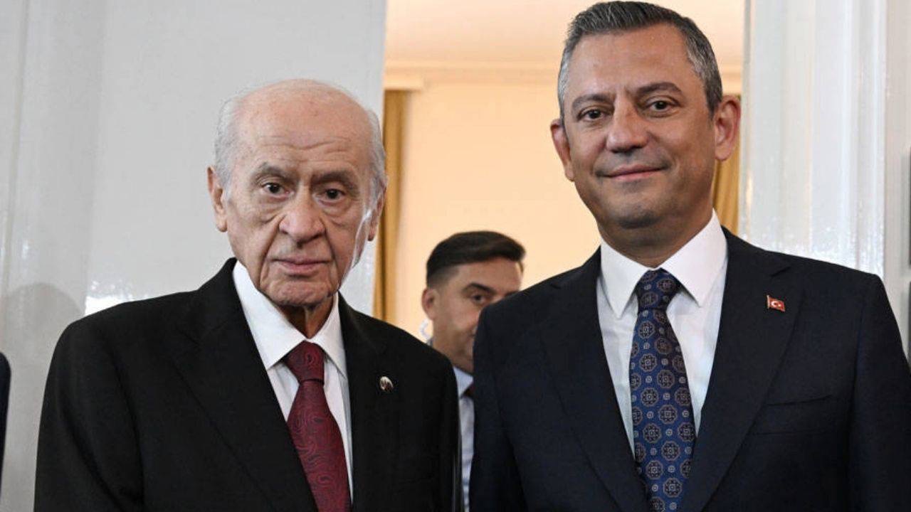 Devlet Bahçeli ile Özgür Özel arasında