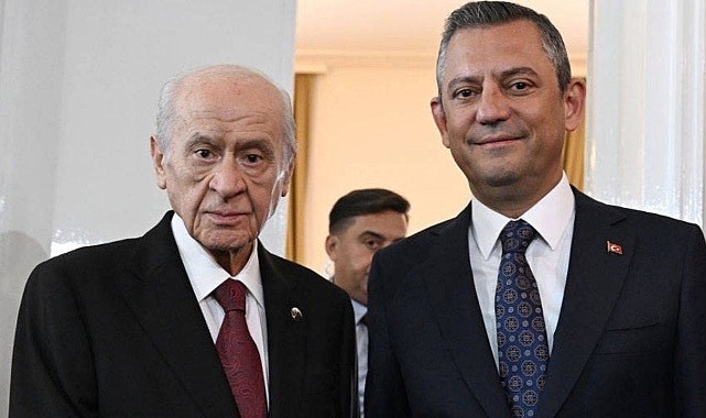 Devlet Bahçeli ile Özgür Özel arasında 