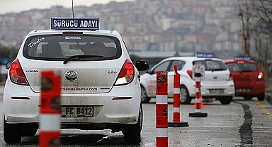 Ehliyet sınavları değişiyor: Aday artık akan trafiğe çıkacak
