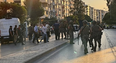 İzmir'de bankada rehine krizi müzakereyle çözüldü