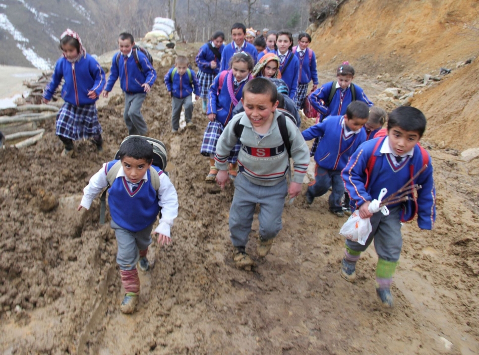 Dünyada 258 milyon çocuk eğitimden mahrum kalıyor 4
