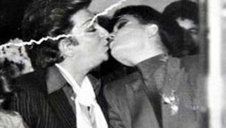Bülent Ersoy ve Zeki Müren'in dudak dudağa fotoğrafları gündem oldu! 4
