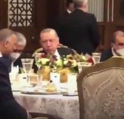 Saray'daki yemek tartışma konusu oldu 4