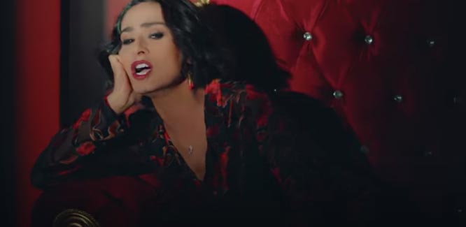 Yıldız Tilbe'nin yeni imajı 6