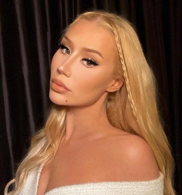 Ünlü rapçi Iggy Azalea hamileliğini herkesten nasıl gizledi?  2