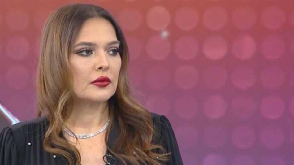 Demet Akalın ameliyat oldu 3