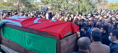 Kıbrıs'ta suikasta uğrayan Halil Falyalı'nın cenazesinden ilk görüntüler! Birçok siyasetçi katıldı 10